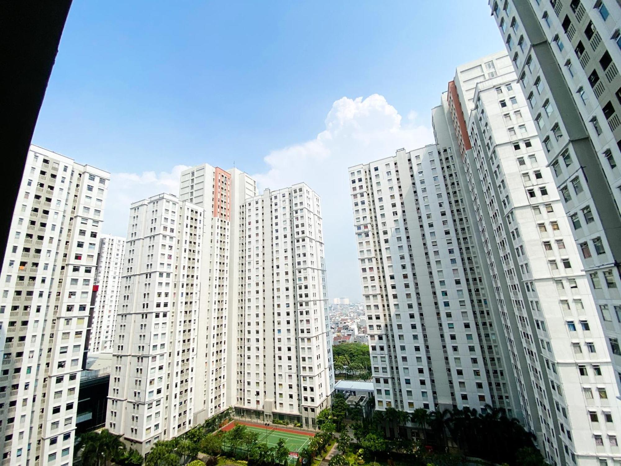 Stunning And Homey 2br Pool View Bay Pluit By Travelio Apartment *
