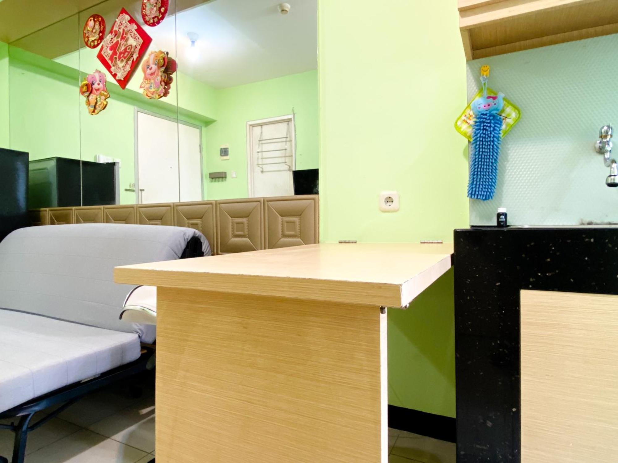 Stunning And Homey 2br Pool View Bay Pluit By Travelio Apartment