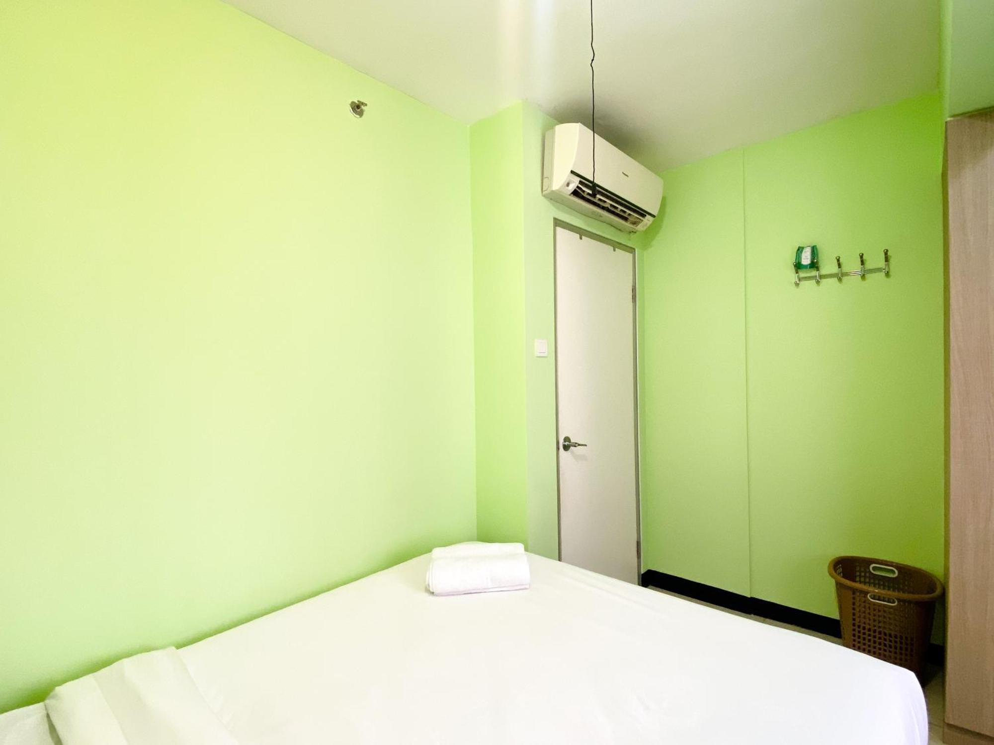 Apartment Stunning And Homey 2br Pool View Bay Pluit By Travelio *