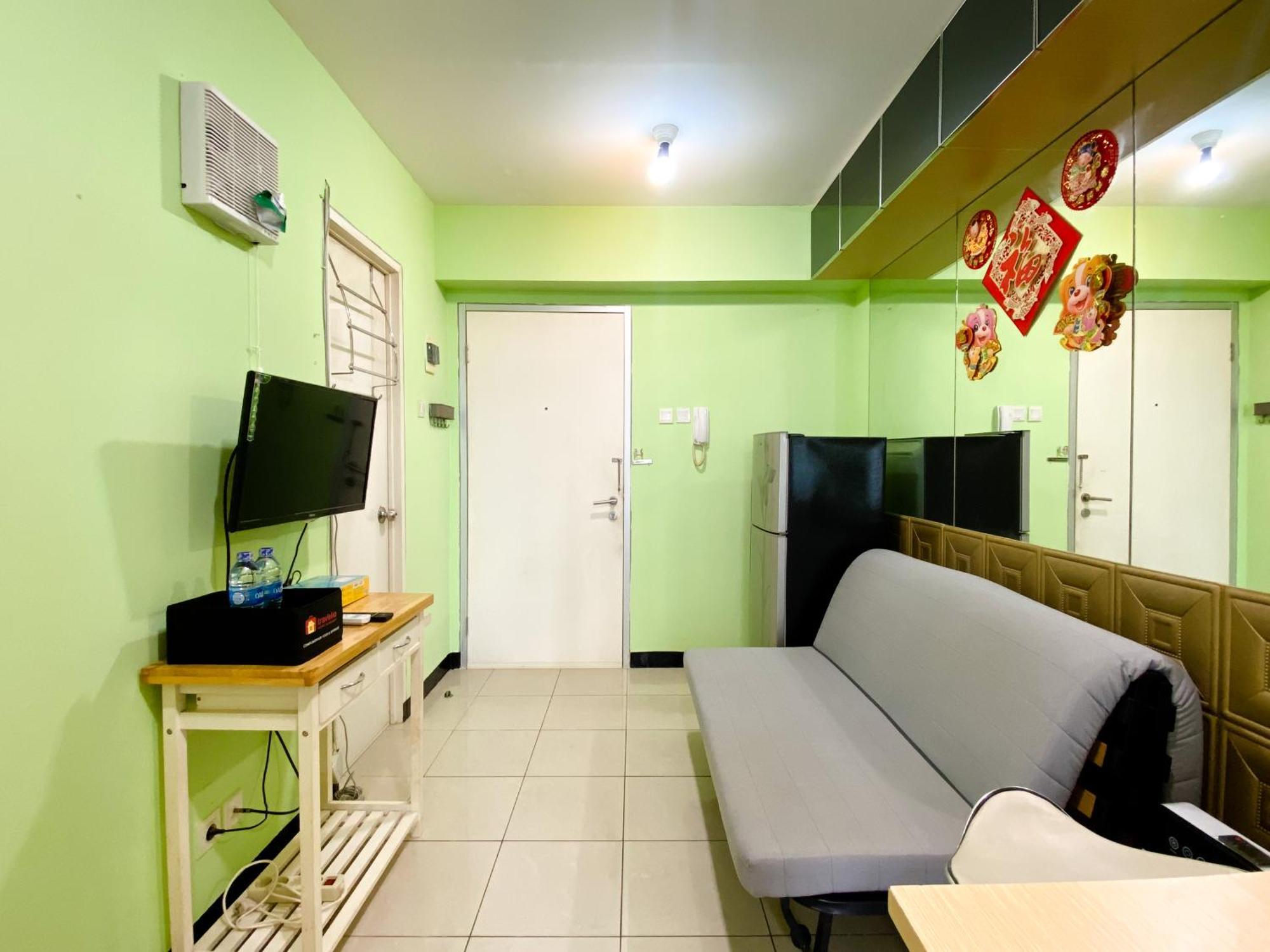 Apartment Stunning And Homey 2br Pool View Bay Pluit By Travelio Jakarta